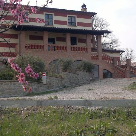 Gasthaus Le Rasse Citerna Exterior foto